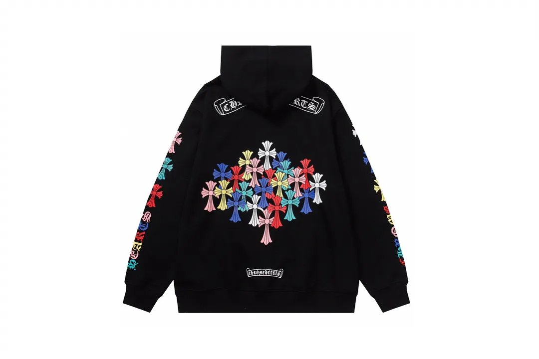 M25—P210 -Chrome Hearts/Chrome Hearts printed sweatshirt cardigan jacket -420 grams of high-density, high-quality wool, soft, delicate and skin-friendly, soft and silky to the touch, warm and skin-friendly -The hardware zipper accessories are all customized and full of details -Colour: black white -Size: S M L XL